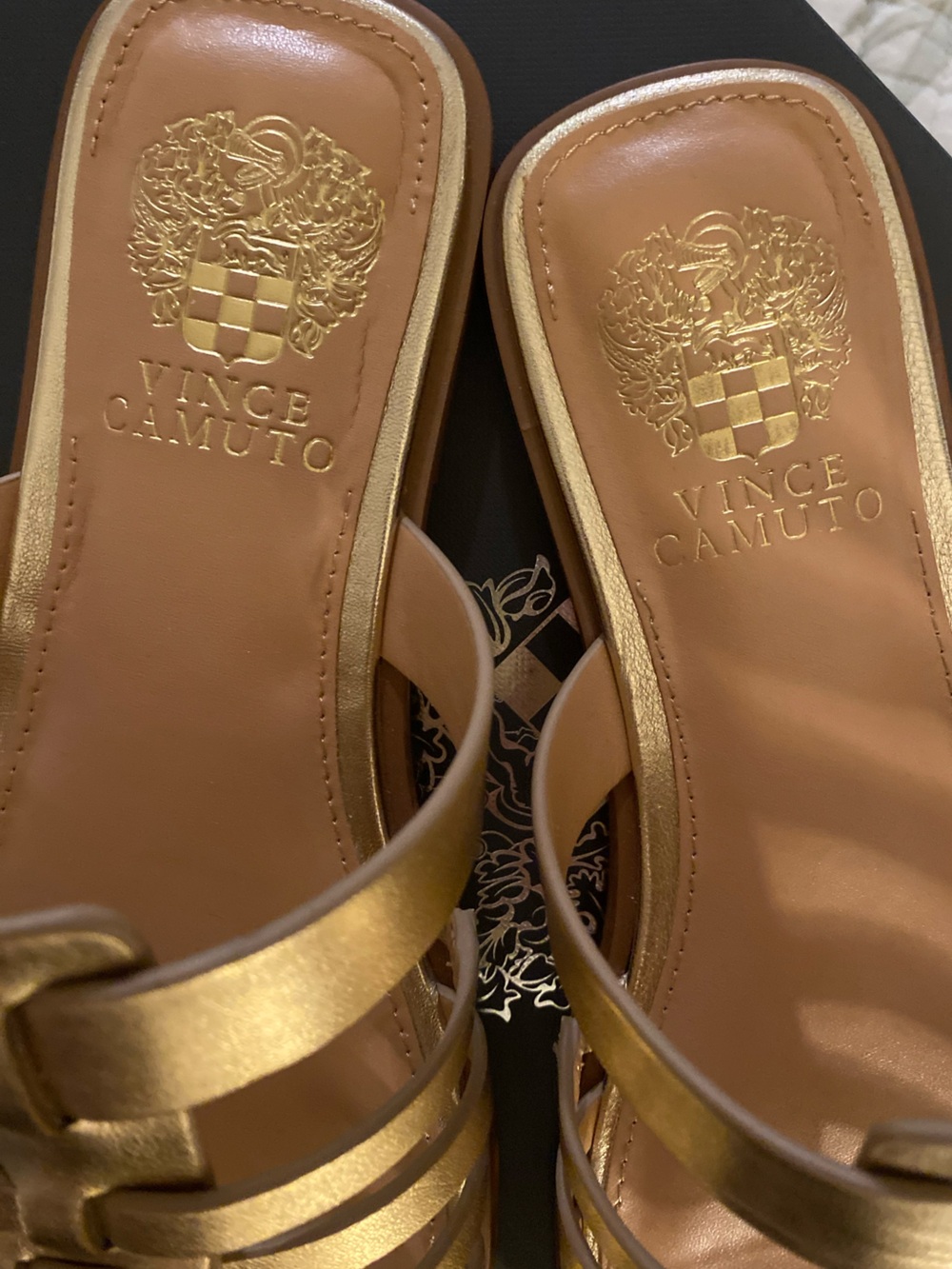 Vince Camuto Lemenda Leather Metallic Gold Strappy Gladiator Sandal 7.5 - Picture 6 of 8